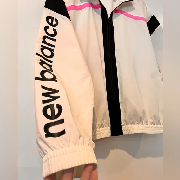 NEW BALANCE Colorblock Woven Jacket - Picture 3 of 12